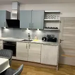 Апартаменты Laura Luxury