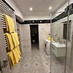 Апартаменты Laura Luxury