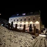 Laura Luxury Апартаменты *