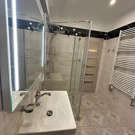 Laura Luxury Jachymov